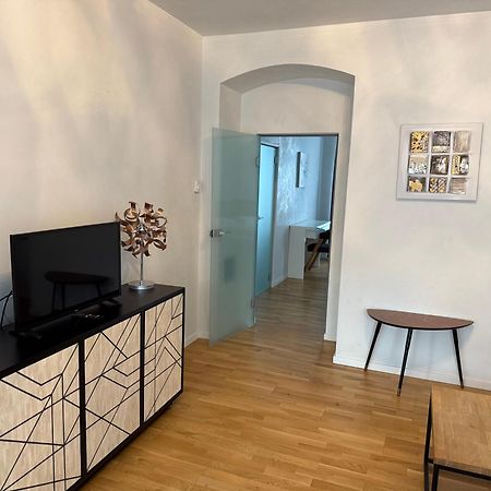 Apartment Number 4 Вена Экстерьер фото
