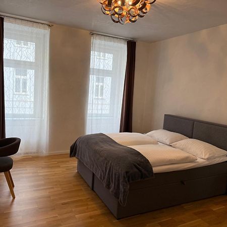Apartment Number 4 Вена Экстерьер фото